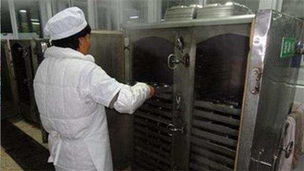 電鍋爐小知識(shí)&mdash;學(xué)校食堂使用電蒸汽鍋爐的好處